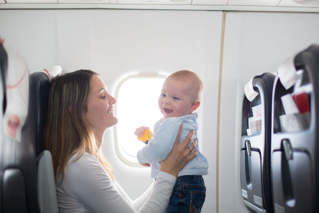 Baby im Flugzeug

