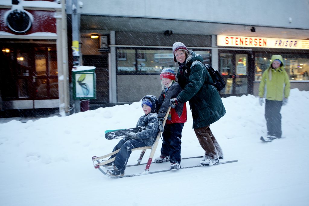 Winterurlaub in Norwegen - Tretschlitten fahren